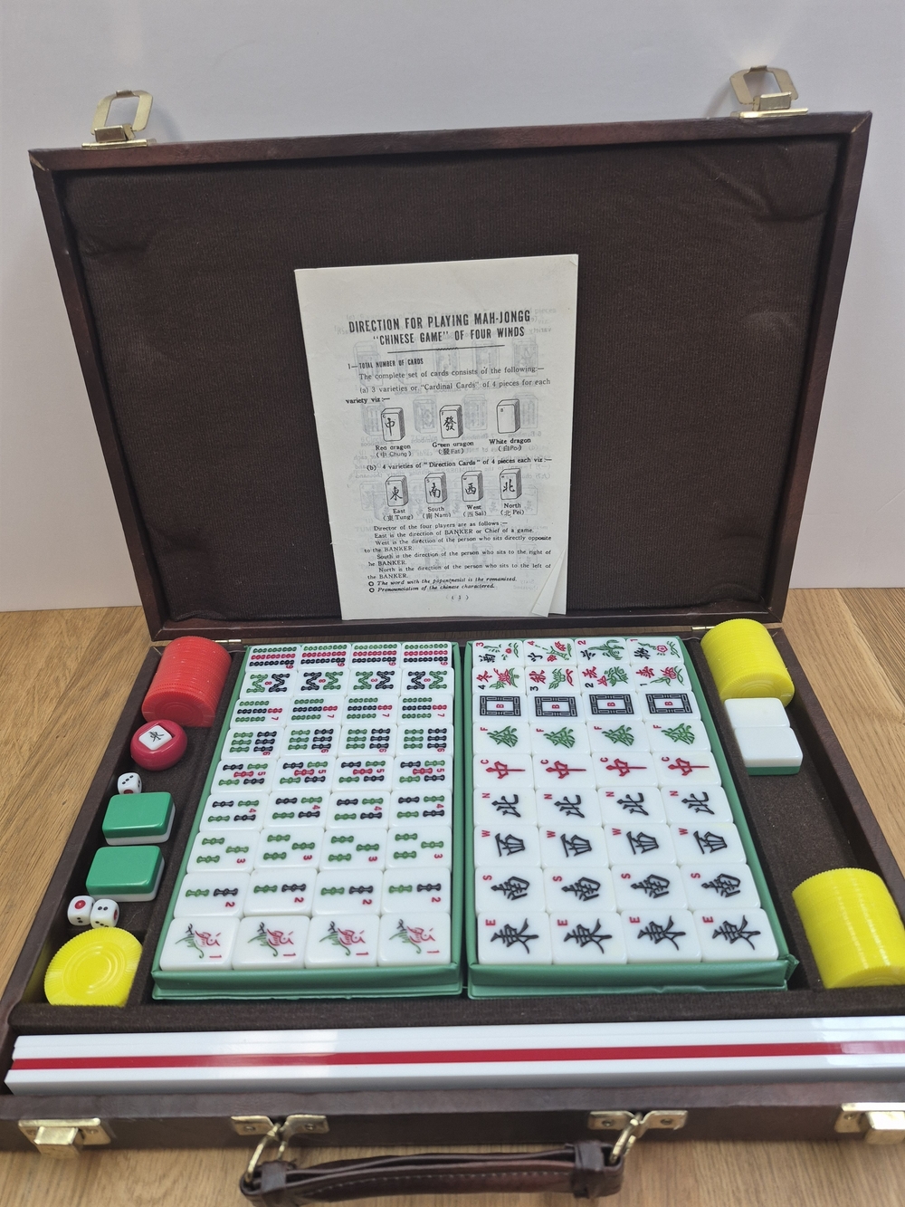 Vintage Mahjong set